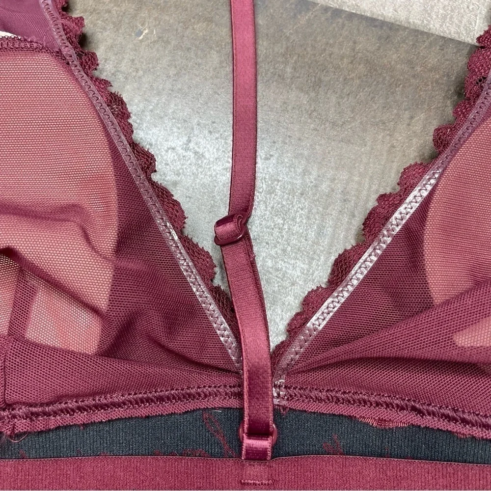 PINK by Victoria’s Secret Lace Bralette size Small